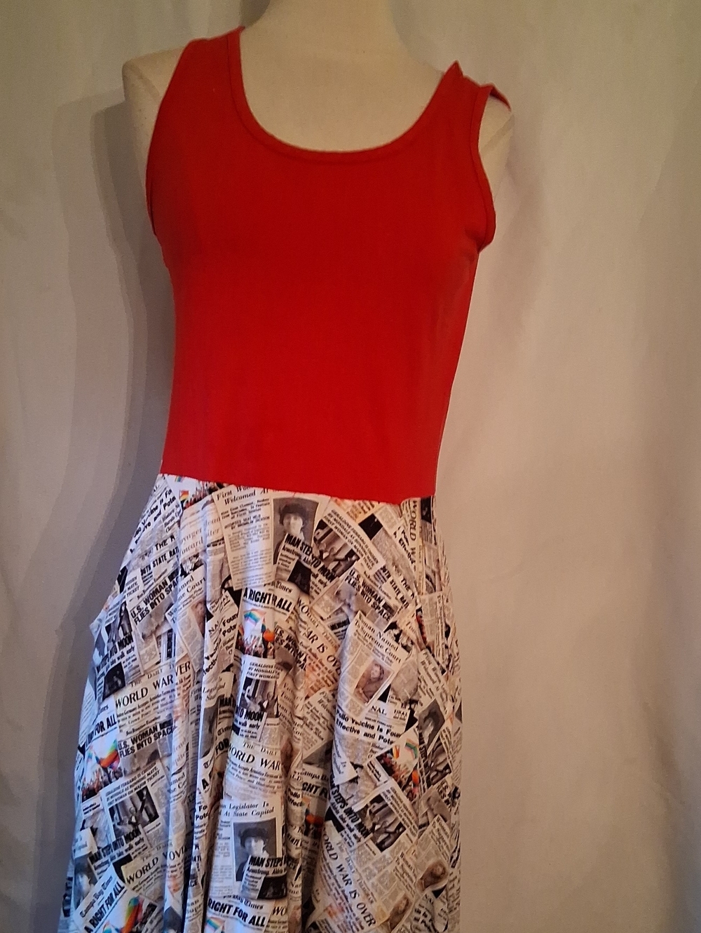 Svaha USA red with black/white news-print organic cotton midi dress-sz S